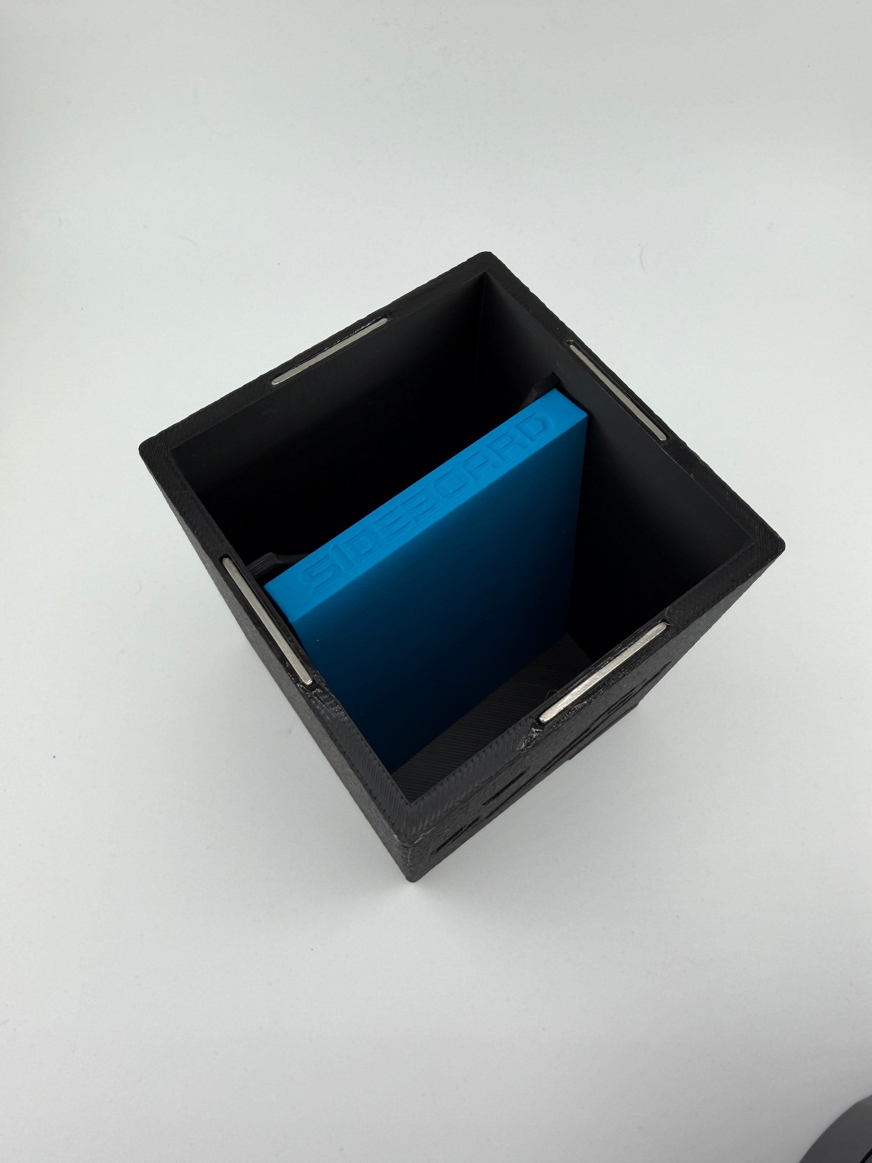 Cybernetic Neuroscape TCG Deck Box